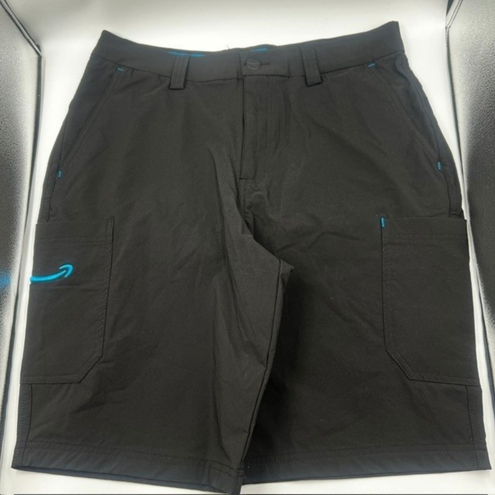 Luly Yang Amazon Black Cargo Shorts Men's Size Medium 32-34